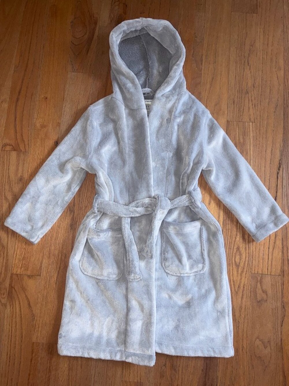 Pottery Barn Kids Gray Plush Hooded Robe Size 4-6